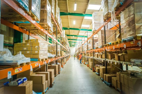 Location d&rsquo;un entrepôt d&rsquo;une surface de 3 000 m² proche de Bourges