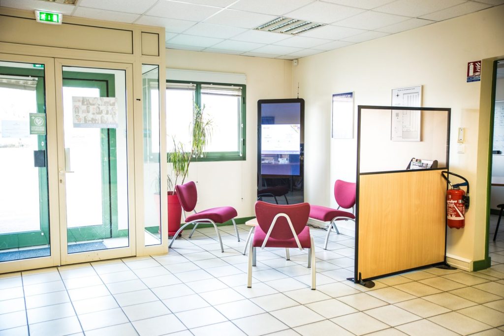 Location d&rsquo;un entrepôt d&rsquo;une surface de 3 000 m² proche de Bourges