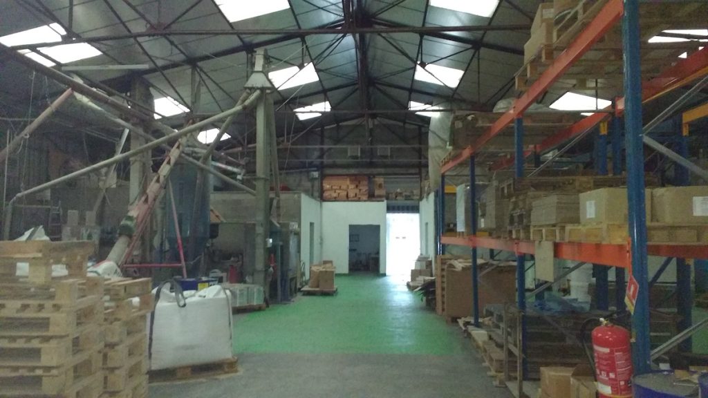 Location d&rsquo;un entrepôt de 1 000 m² proche d&rsquo;Auxerre