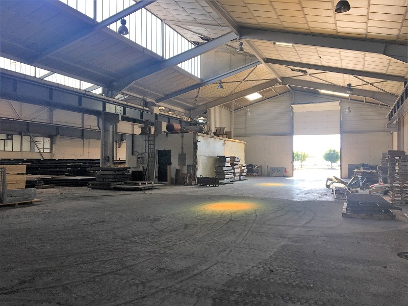 Location d&rsquo;un entrepôt proche de Lyon entre 600 m² et 650 m²