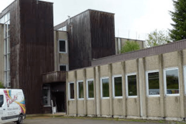 Location d&rsquo;un local industriel d&rsquo;une surface de 2 130 m² proche de Genève