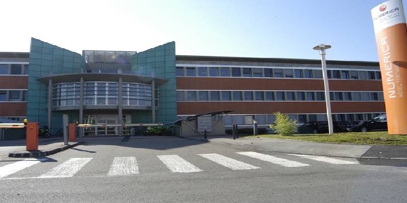 Location de  bureaux  600m² au sein du  Pôle Numérique Numerica  à  Montbéliard  dans le Doubs (25)