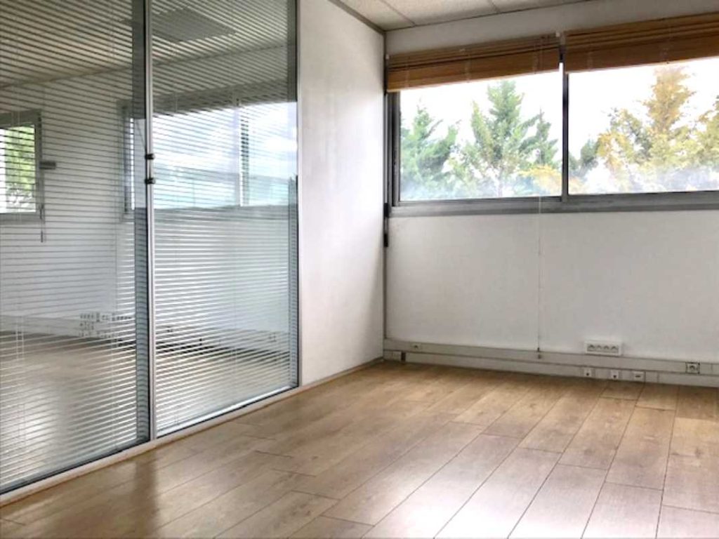 Location de bureaux à Aix-en-Provence de 16 à 587 m²