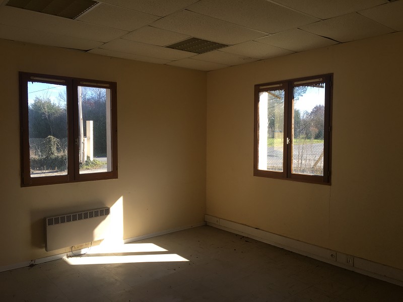Location de locaux d&rsquo;activité de 1 130 m² – Albi (81)