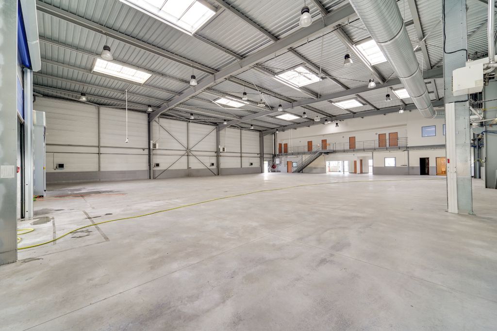 Location entrepôt de 1 466 m² proche de Paris – Essonne
