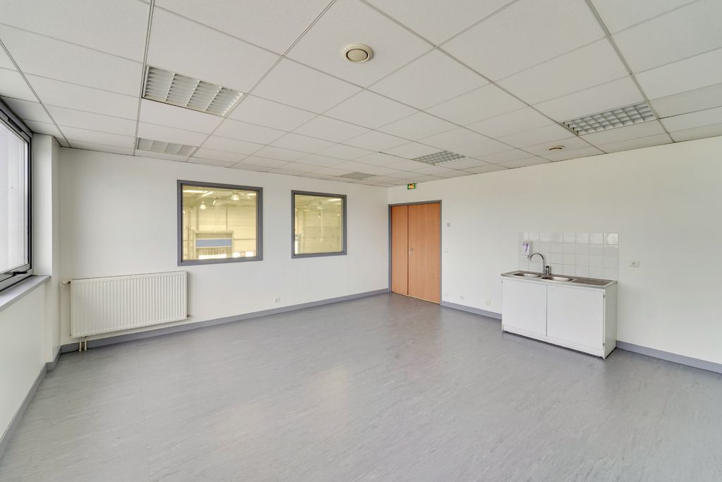 Location entrepôt de 1 466 m² proche de Paris – Essonne