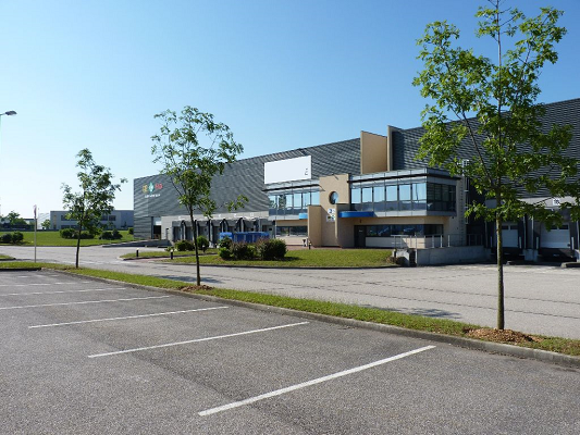 Location entrepôt Lyon – 12042 m² – Proximité Aéroport Saint Exupéry
