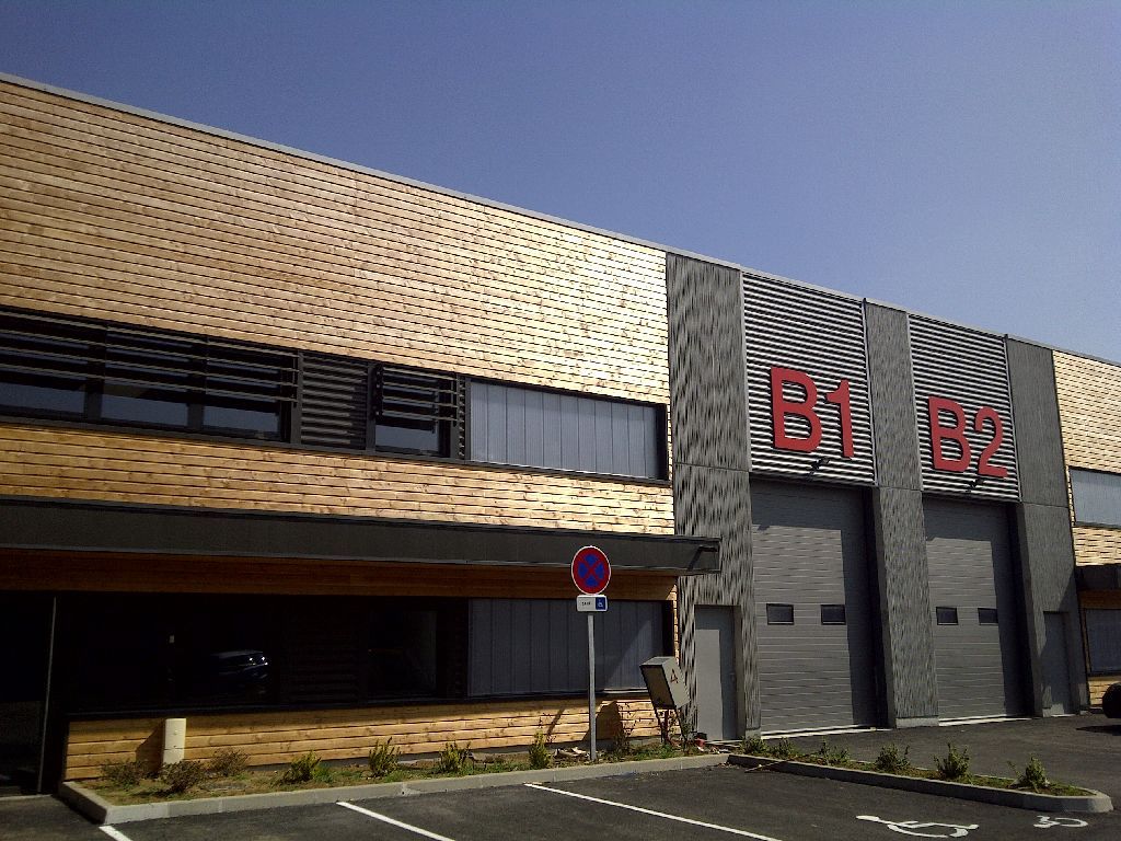 Location entrepôt Lyon – 715 m² – Lyon Sud