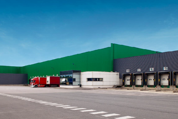 Location entrepôt Picardie – 16841 m² – Hauts-de-France