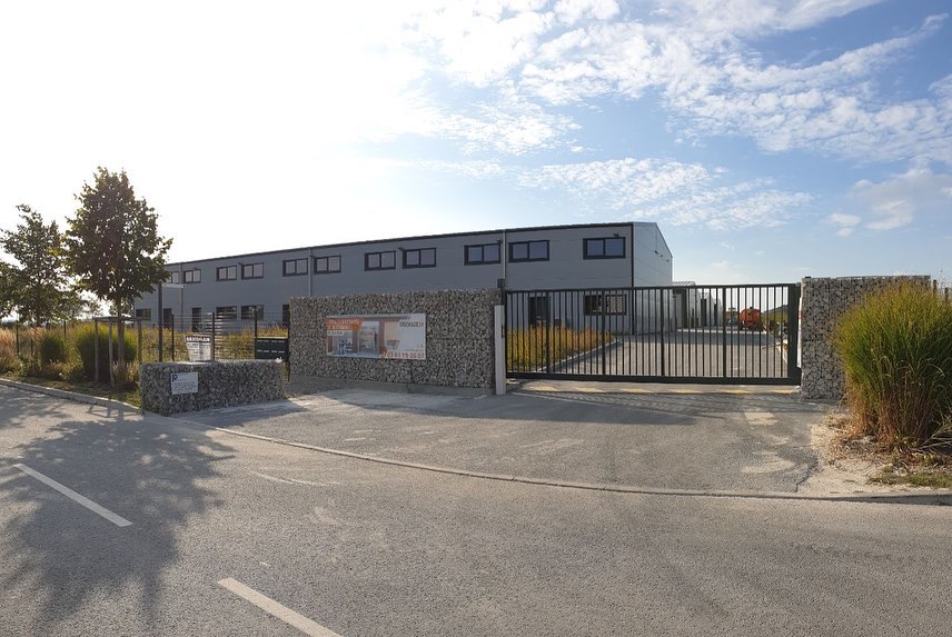 Location local d&rsquo;activités de 150 m² – Dijon