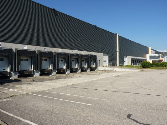 Location local d&rsquo;activités Lyon – 1000 m² – Lyon Sud-Est