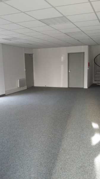Location local d&rsquo;activités Paris – 1 193 m² – Paris Est