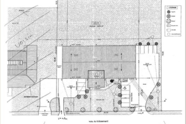 Location ou achat d&rsquo;un local d&rsquo;activités de 1 100 m² proche de Toulouse