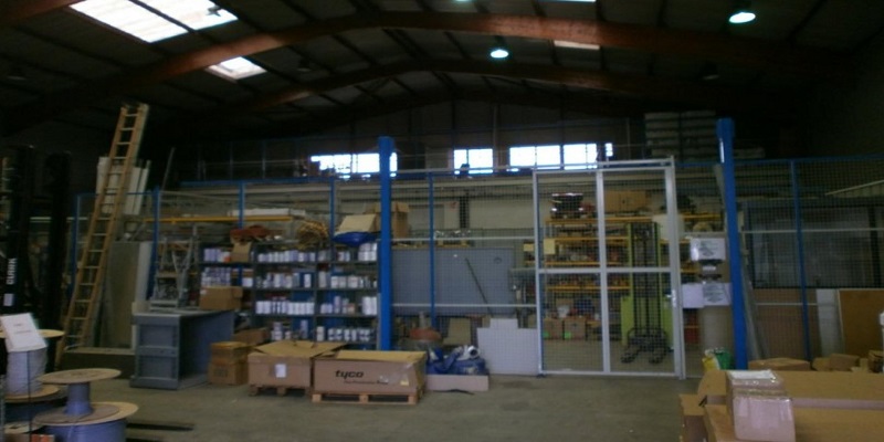 Location/Vente Local d&rsquo;activités Nantes, Loire-Atlantique – 3492 m² divisibles
