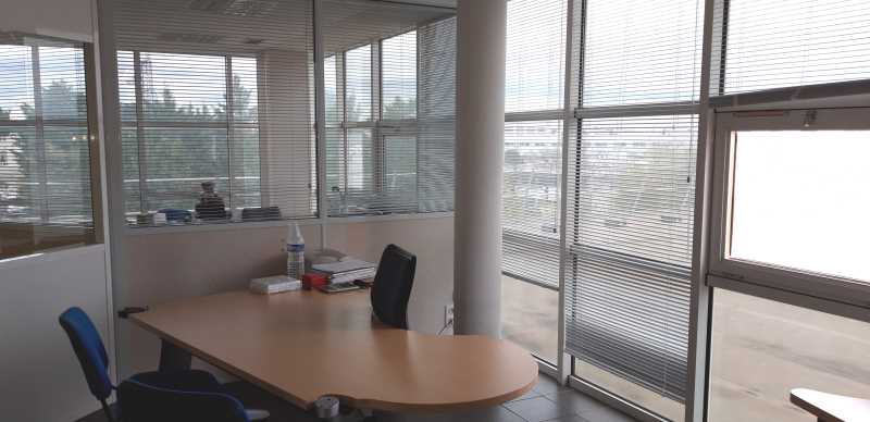 Locaux d&rsquo;activité de 267 à 2 694 m² à vendre à Montpellier