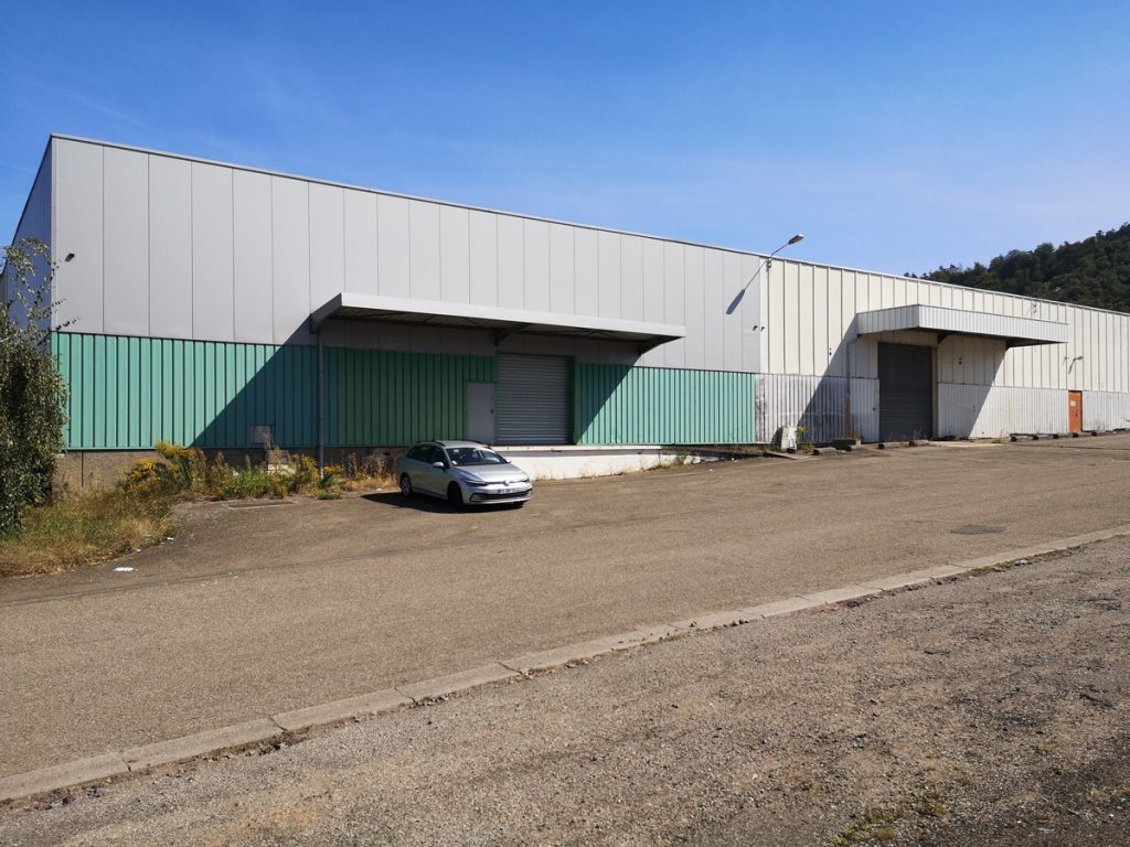 Locaux industriels de 6 500 m² à vendre – Stiring-Wendel