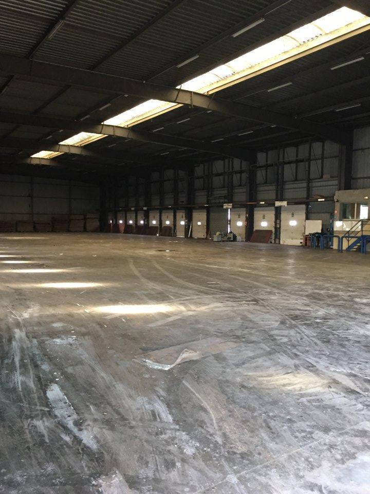 Louer un entrepôt de 2500m² proche Valenciennes