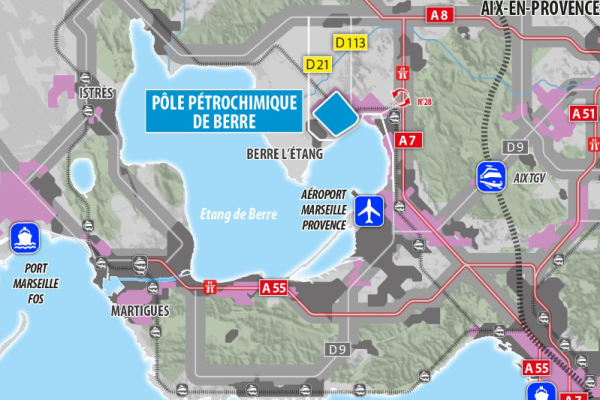 Pôle pétrochimique de Berre proche de Marignane