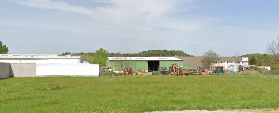 Terrain industriel de 3 000 m² à vendre à proximité de Lyon – Ain