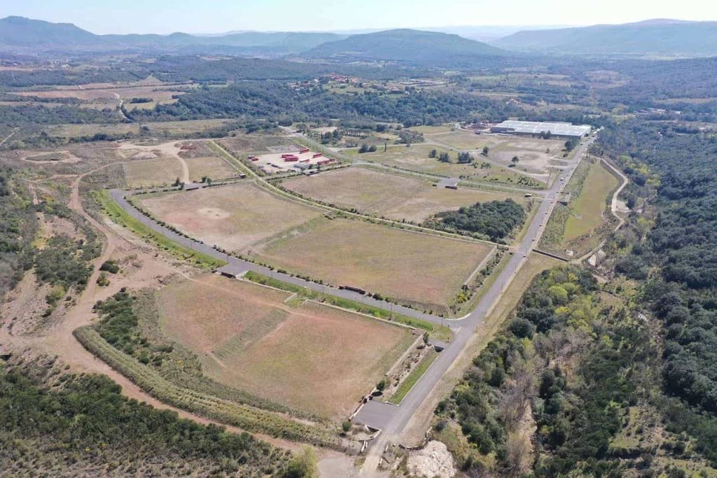 Terrain industriel et tertiaire à vendre entre Lodève et Montpellier / Sud de France