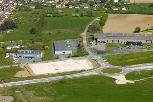 Terrain zone artisanale à vendre – Frontière Suisse / Belfort – 17 ha divisibles