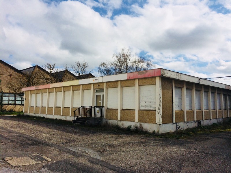 Vente local d&rsquo;activités Albi  – 1900 m² – Albi Nord