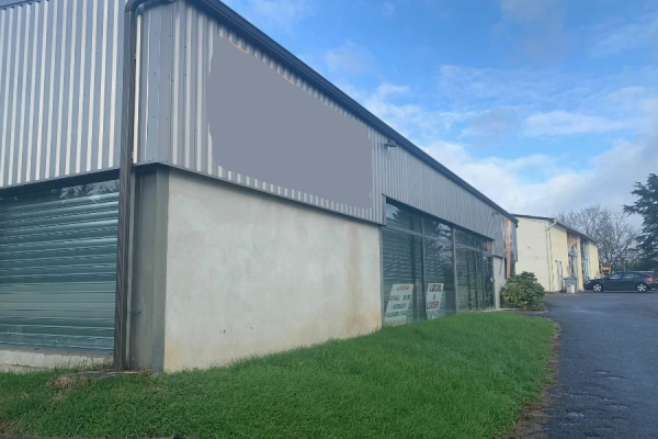 Vente/Location de locaux d&rsquo;activité de 408 m² à Creuzier-le-Vieux