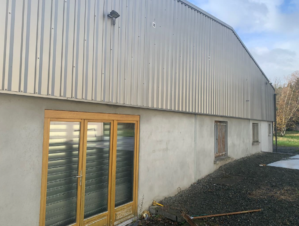 Vente/Location de locaux d&rsquo;activité de 408 m² à Creuzier-le-Vieux