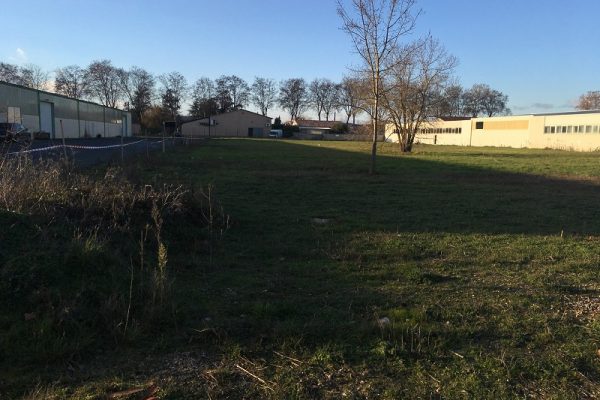 Vente terrain industriel – 3049 m² – proximité Gaillac